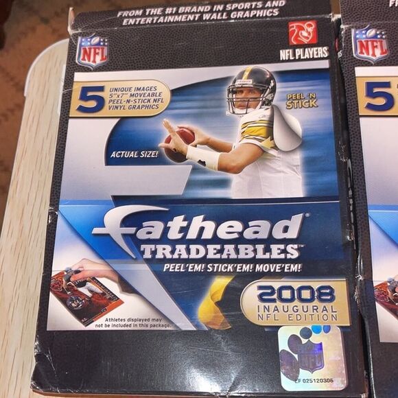 NFL Fathead cards 2008 inaugural edition - Picture 5 of 10